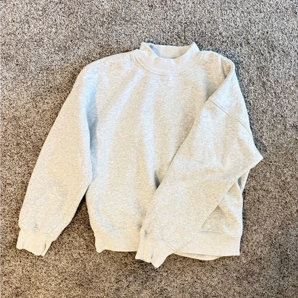 A&F Sunday mockneck crew, medium - Picture 3 of 4